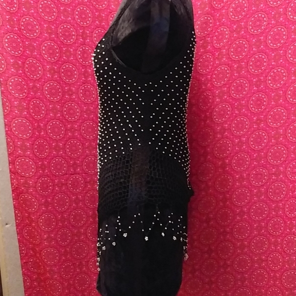 Crochet And Silver Studded Tank Top with Fringe - Picture 4 of 9